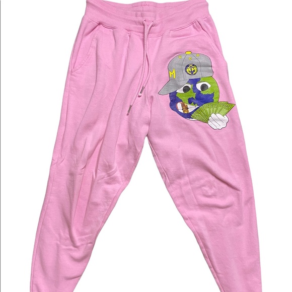 Tracksuit - Picture 3 of 5